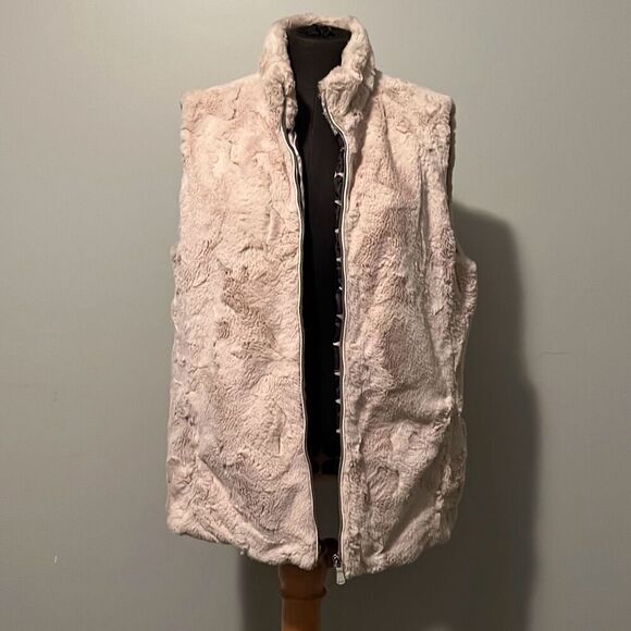 Au Lieu Girls Beige High Collar Fuzzy Zip-Up Sleeveless Vest - Picture 1 of 9